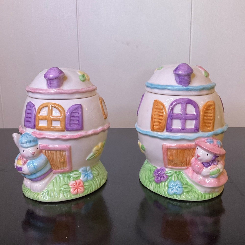 Pair of Vintage Ceramic Cottage Easter Eggs Boy & Girl Bunnies Candy Dishes